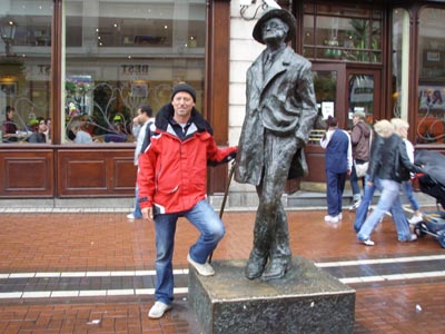 176 statua di James Joice