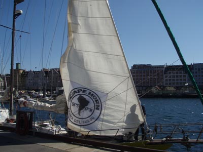 187 P6250554